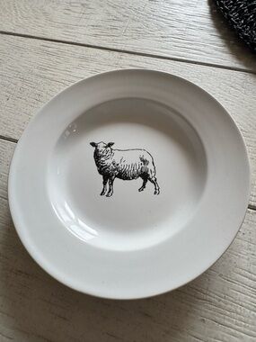 Thirstystone White Ceramic Sheep Serving Appetizer Plate